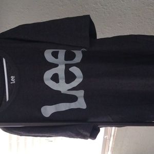 Lee gray shirt